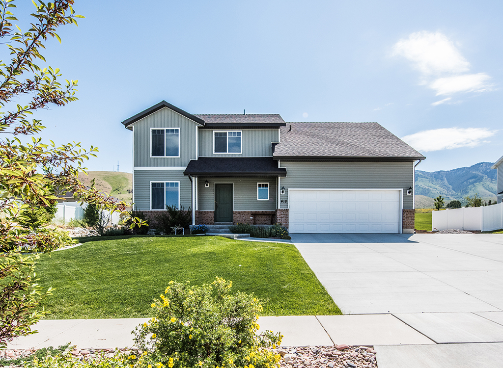 418 N 750 E, Hyde Park, UT 84318