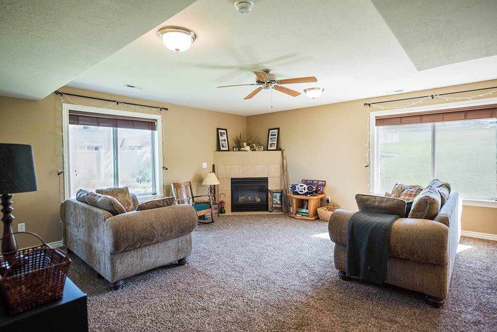 418 N 750 E, Hyde Park, UT 84318