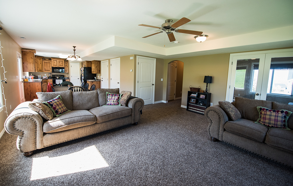 418 N 750 E, Hyde Park, UT 84318
