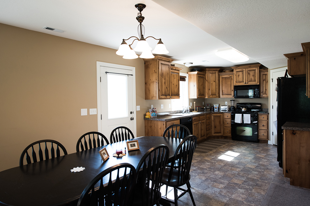 418 N 750 E, Hyde Park, UT 84318