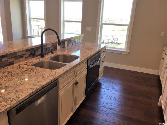 1043 E 340 S, Smithfield, UT 84335