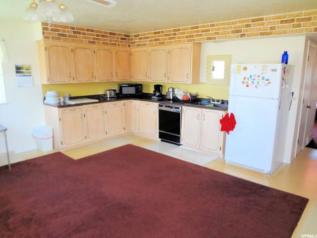 975 E MAIN, Wellsville, UT 84339