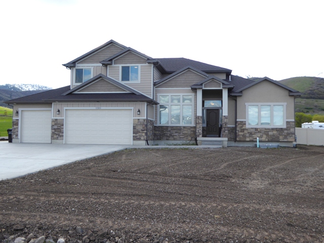 1583 S 150 W, Wellsville, UT 84339