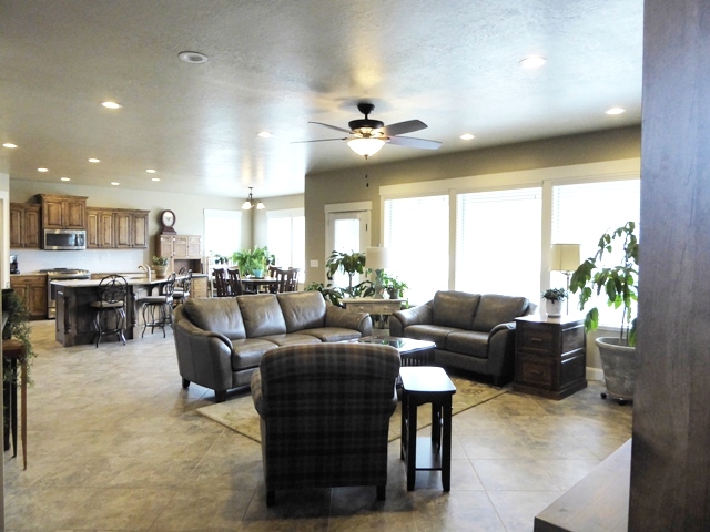 1583 S 150 W, Wellsville, UT 84339