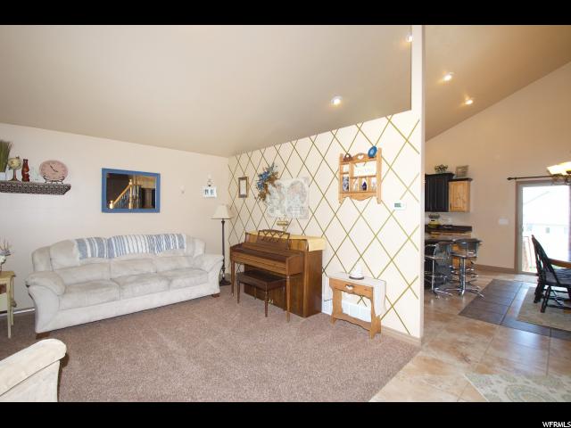 4327 S 3350 W, West Haven, UT 84401