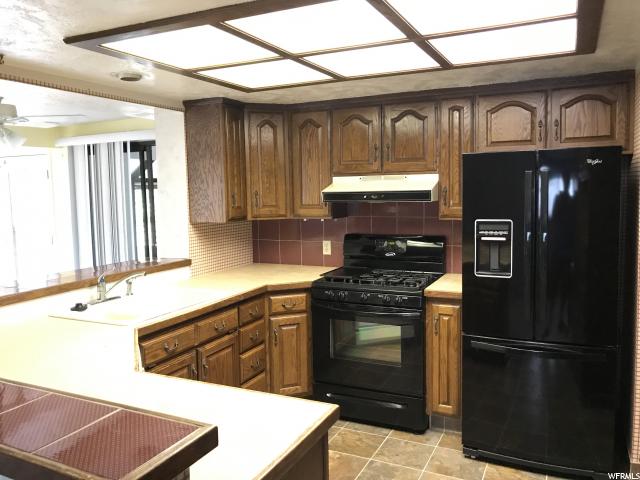 828 E 4500 S, South Ogden, UT 84403