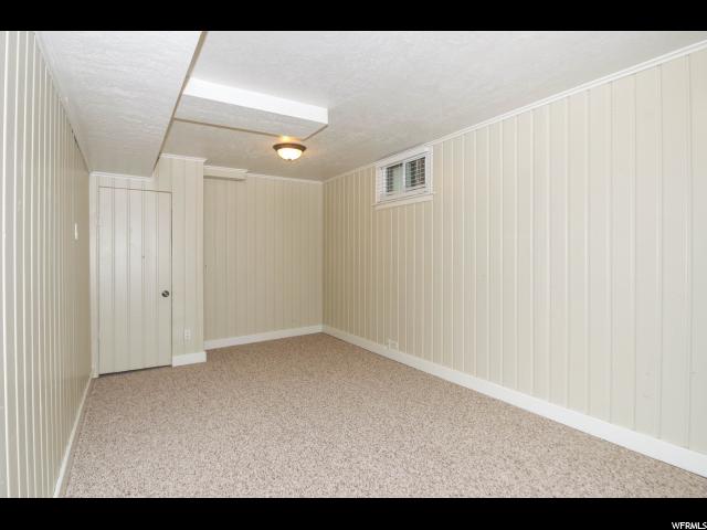 2860 S Virginia Way E, Ogden, UT 84403