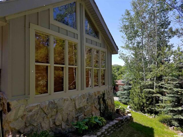 880 E 5050 S, South Ogden, UT 84403