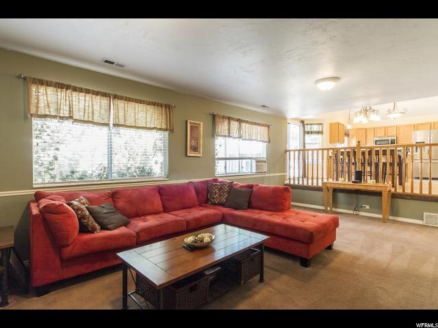 998 E 5100 S, South Ogden, UT 84403