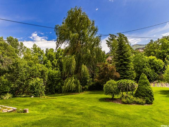 4988 S Kiwana Dr E, South Ogden, UT 84403