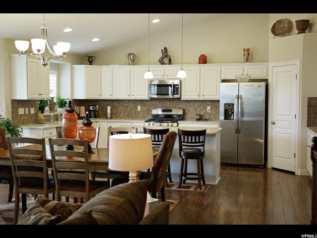 1389 E 5500 S, South Ogden, UT 84403