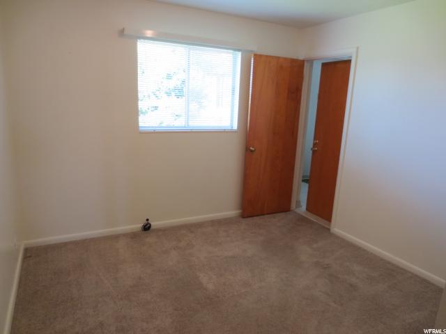 1060 SHERWOOD DR, Ogden, UT 84404