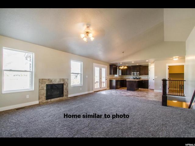 2692 W 3375 N, Farr West, UT 84404