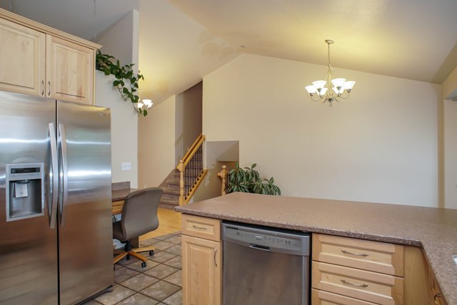 1412 West 1100 North, Farr West, UT 84404