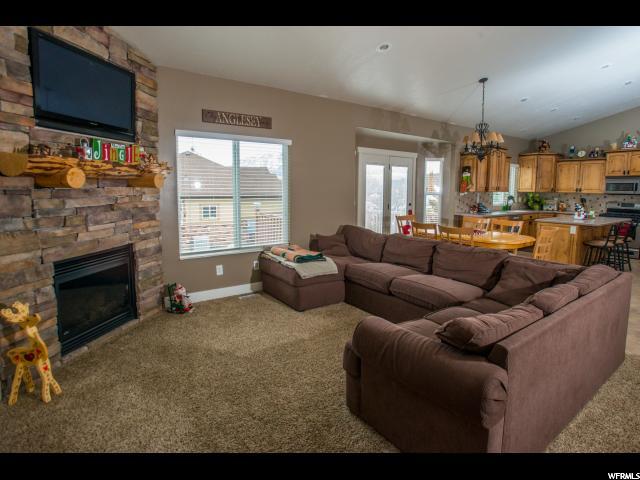 2072 W 150 S, Marriott Slaterville, UT 84404