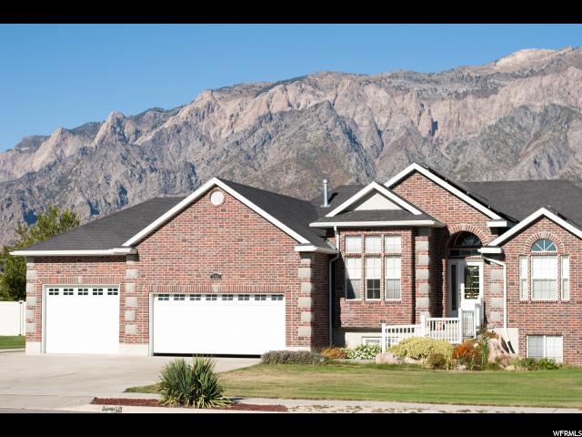 2560Remuda Dr, Farr West, UT 84404