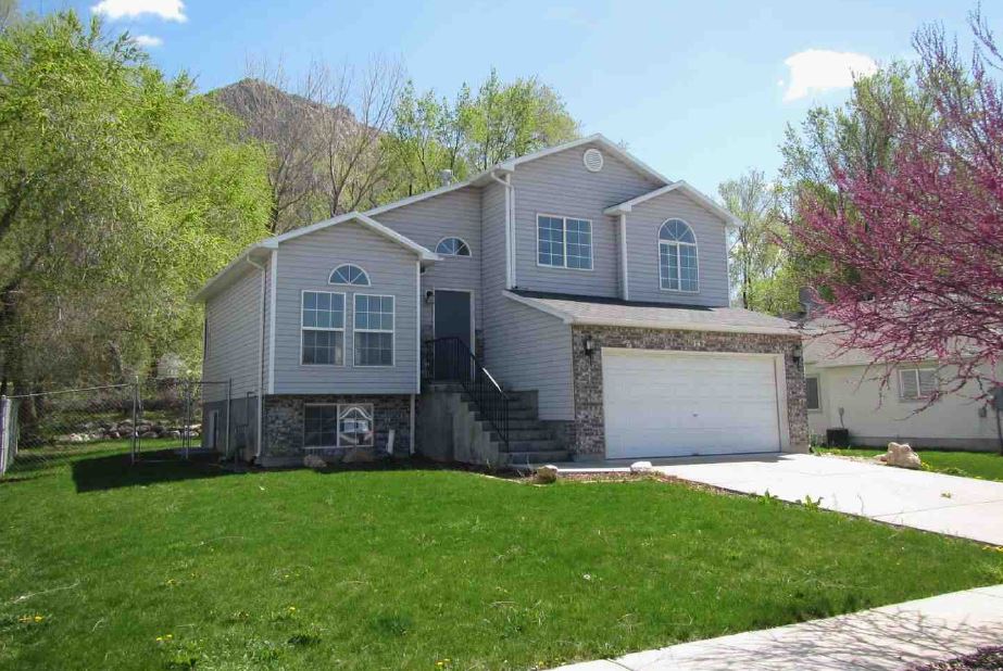 742 N 950 EOgden, UT, 84404Weber County