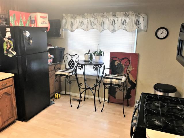 133 COUNTRY CLUB DR, South Ogden, UT 84405
