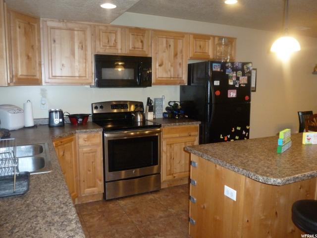 1580 E SANDALWOOD, South Weber, UT 84405