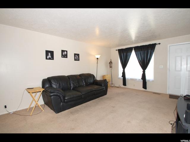 5034 S 150 W, Washington Terrace, UT 84405