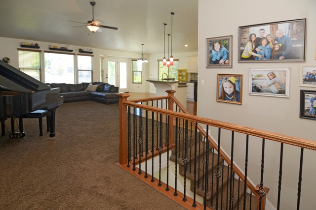 1821 Kay Lane, South Weber, UT 84405