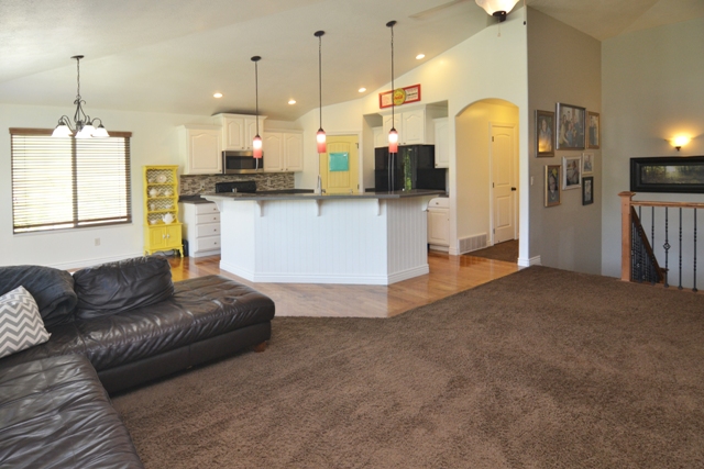 1821 Kay Lane, South Weber, UT 84405