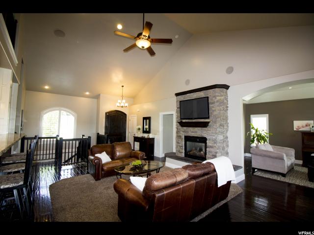 5049 S 950 E, South Ogden, UT 84405