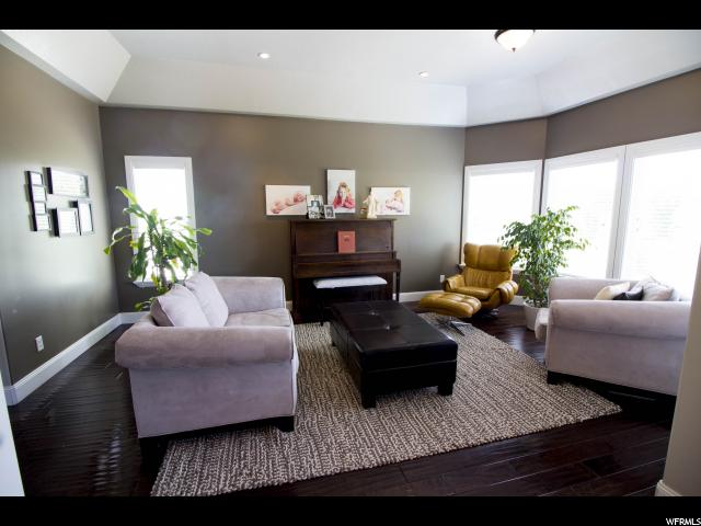 5049 S 950 E, South Ogden, UT 84405