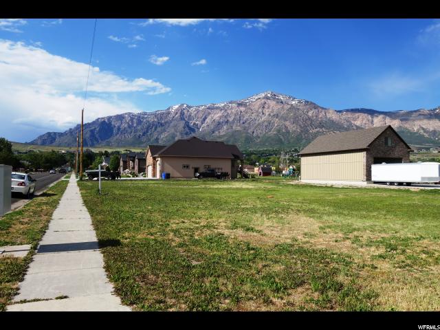 990 W 3000 N, Pleasant View, UT 84414