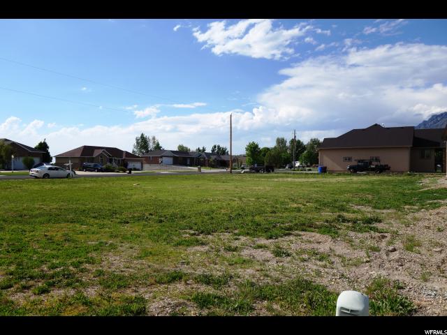 990 W 3000 N, Pleasant View, UT 84414