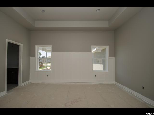 3233 N MOUNTAIN RD, North Ogden, UT 84414
