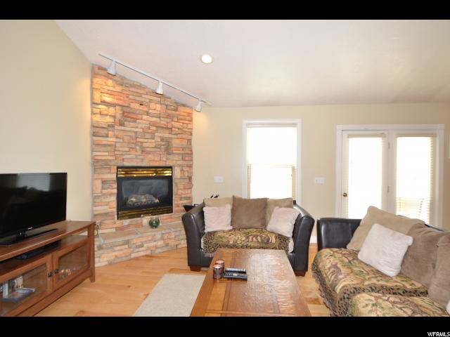 829 E 3450 N, North Ogden, UT 84414