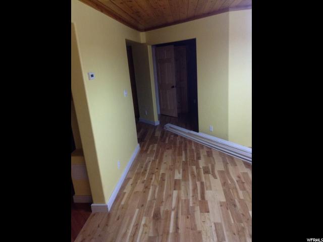 125 E MILL RD, Ferron, UT 84523