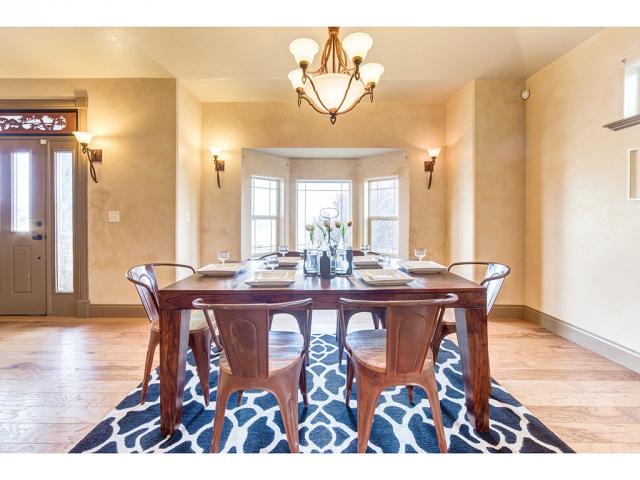 4044 N FOOTHILL DR, Provo, UT 84604