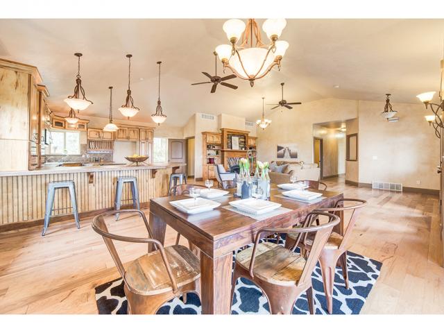 4044 N FOOTHILL DR, Provo, UT 84604