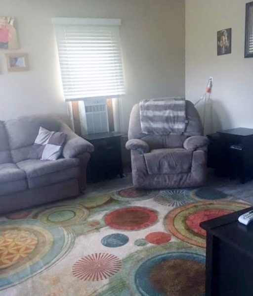 33 E. 100 N., Aurora, UT 84620