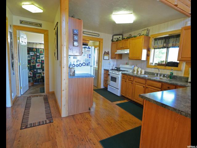 42 N TOMAHAWK DR, Fairview, UT 84629