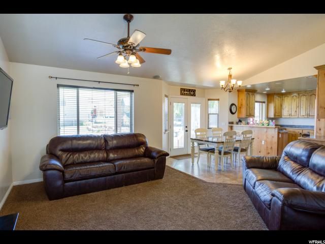 215 S 600 E, Mount Pleasant, UT 84647