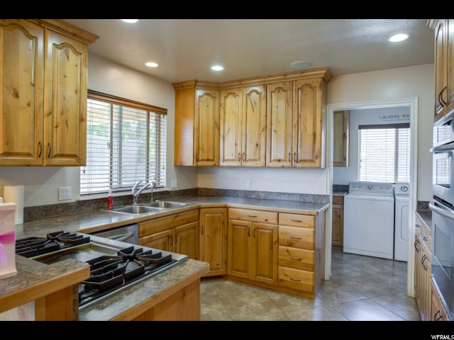 215 S 600 E, Mount Pleasant, UT 84647