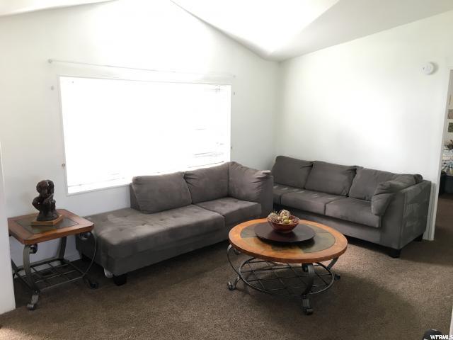90 W 300 S, Santaquin, UT 84655