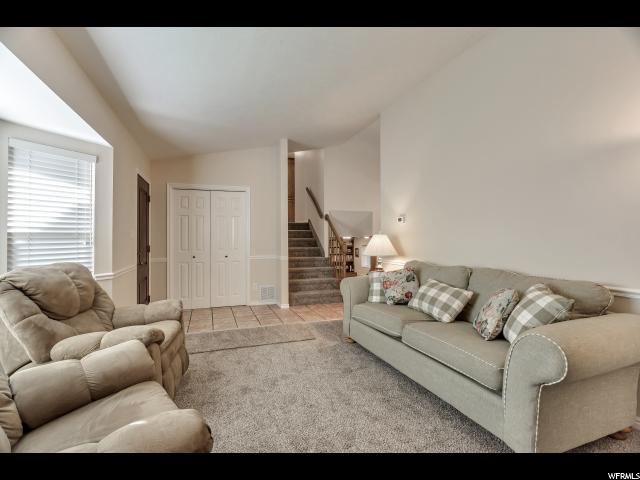 1270 N MILLPOND DR E, Springville, UT 84663