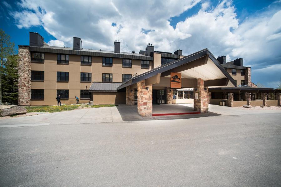 223 Hunter Ridge Rd, Brian Head, UT 84719