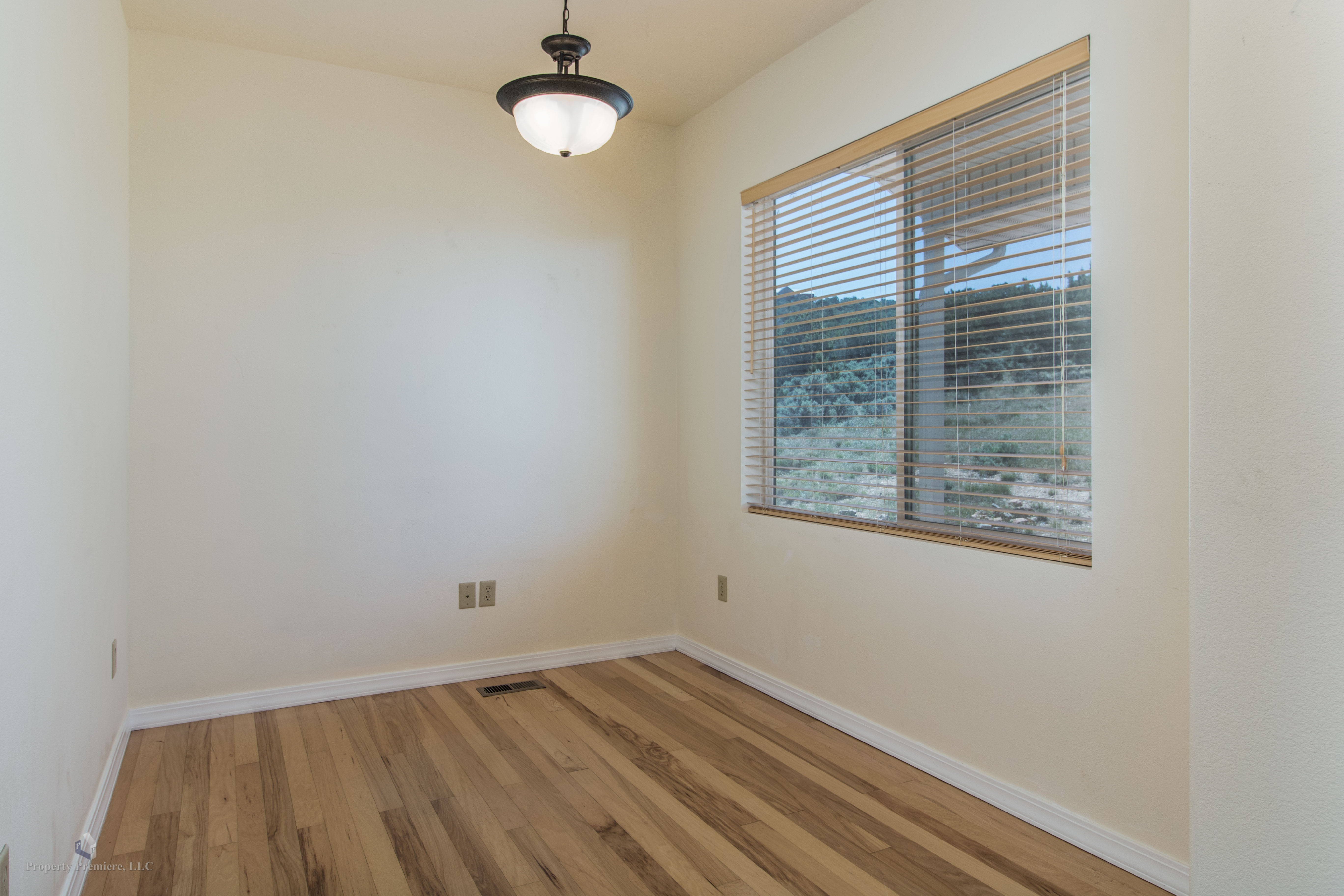 1099 S West view Dr., Cedar City, UT 84720