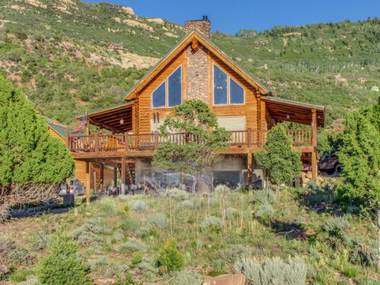 1979 S High Juniper Dr, Cedar City, UT 84720