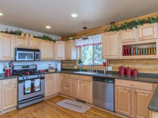 1979 S High Juniper Dr, Cedar City, UT 84720