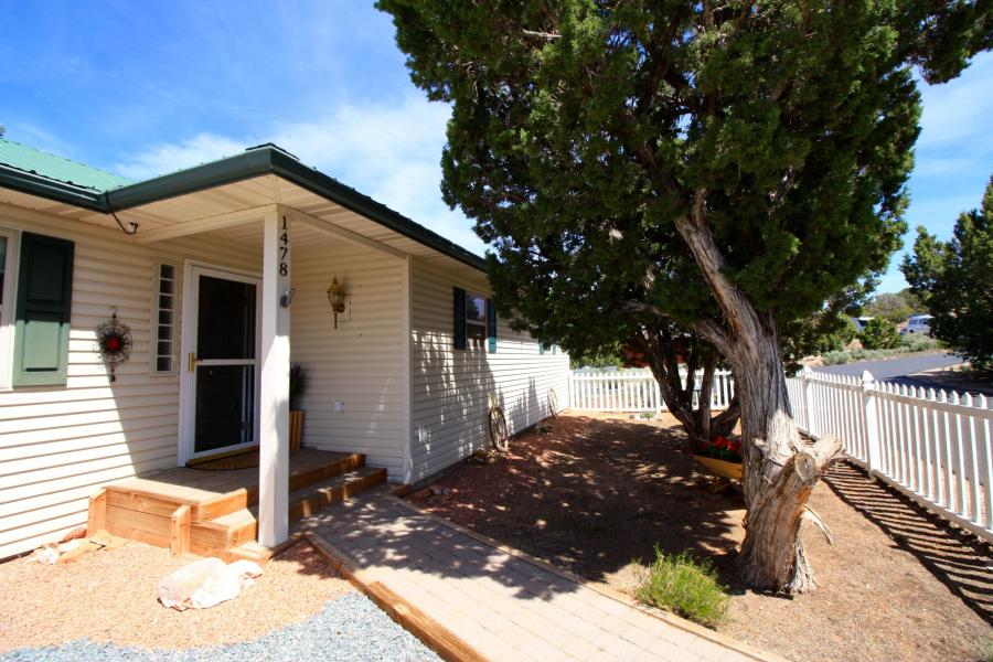 1478 S Cedar Bluffs Dr, Cedar CIty, UT 84720
