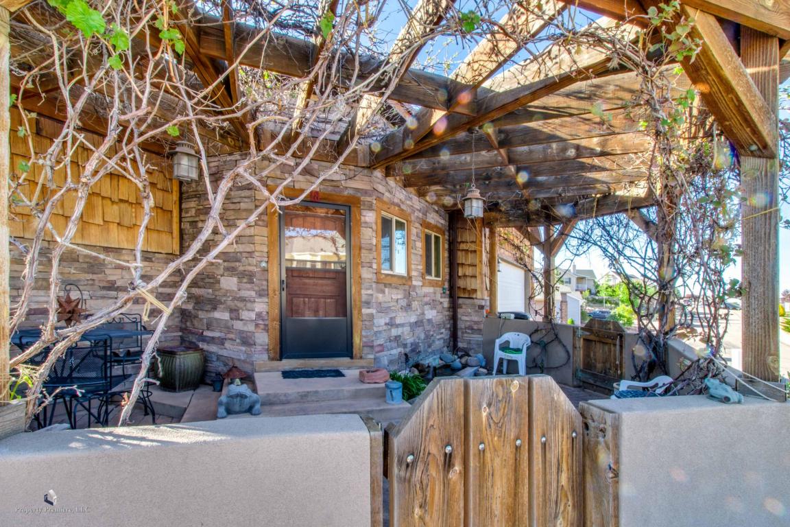 18 S Beacon DR, Cedar City, UT 84720