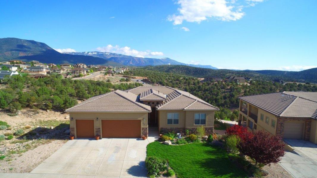2529 400 S Carmel Canyon Dr, Cedar City, UT 84720