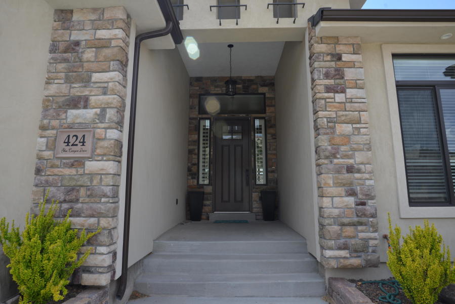 424 S Glen Canyon Dr, Cedar City, UT 84720