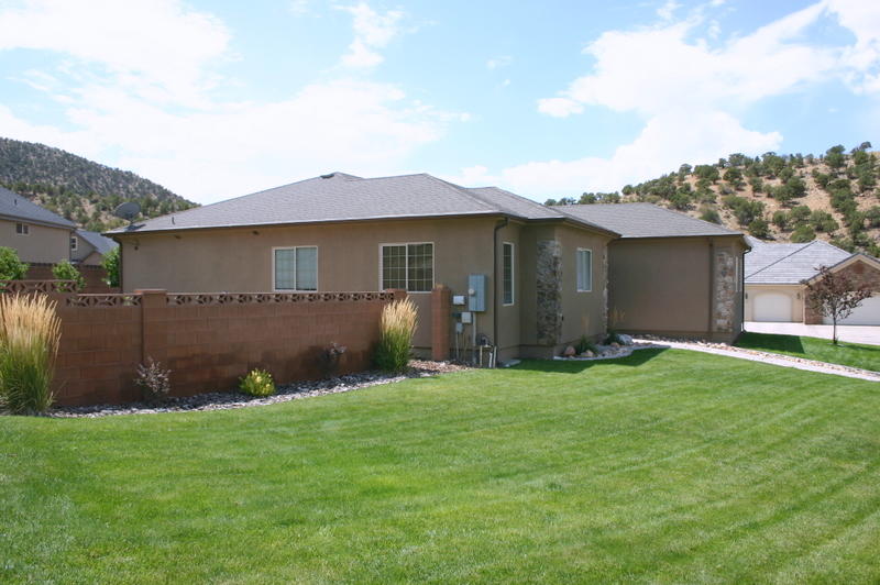 1018 E 1975 N , Cedar City, UT 84721